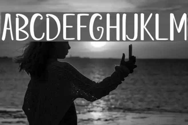 Star Strella Font examples