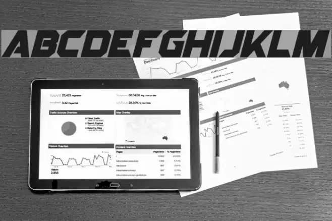 Starlord Italic Font examples