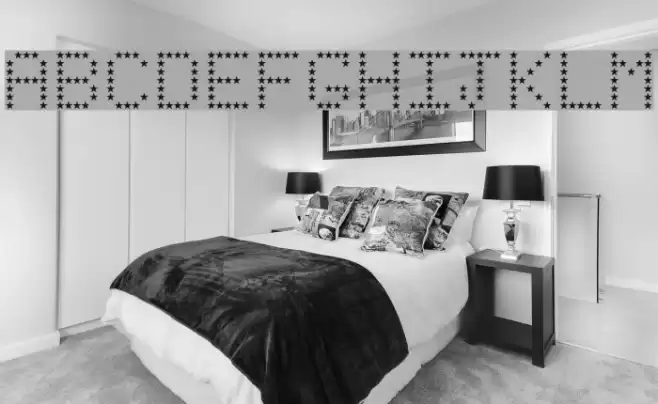 Stars Revenge Regular Шрифта examples