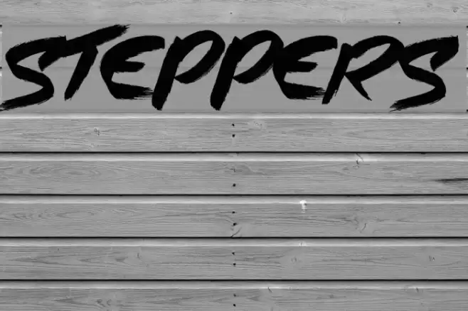 Steppers Schriftart examples