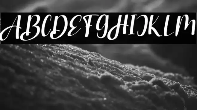 StranggiFREE Font examples