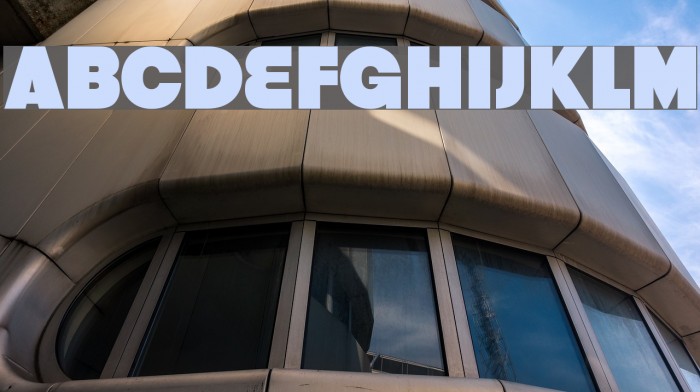 Strenuous Font examples