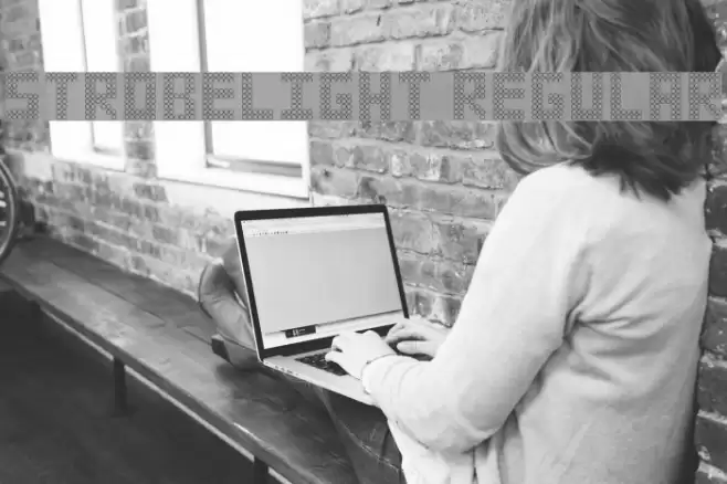 Strobelight Regular Font examples