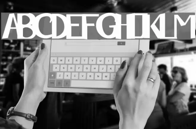 Strumbelflumble Normal Font examples