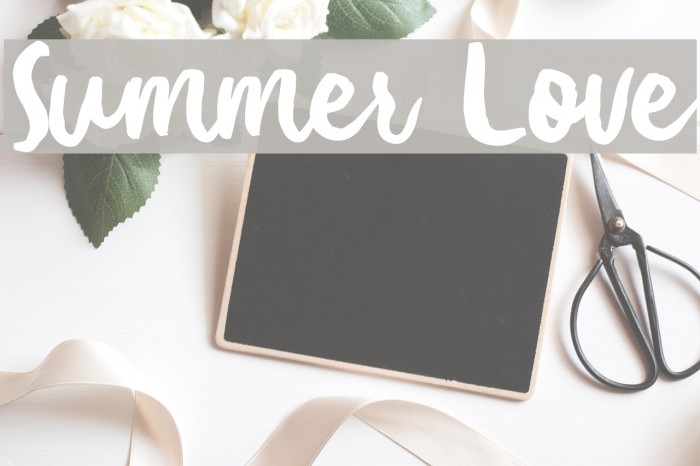 Summer Love Font examples
