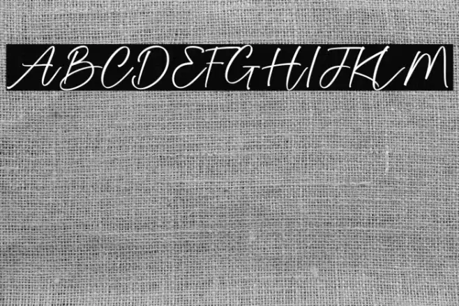 Super Girl Font examples