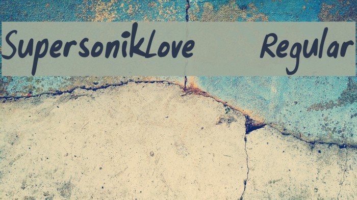 SupersonikLove-Regular Font examples