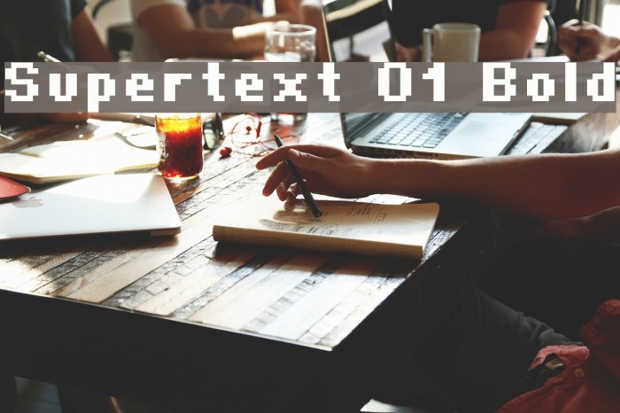 Supertext 01 Bold Caratteri examples