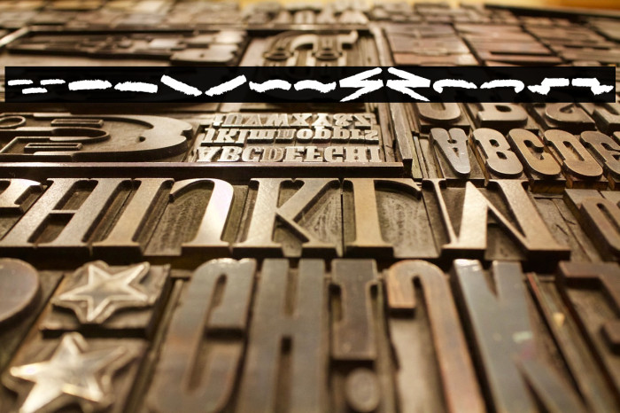 Surf Breaks Swash Font examples