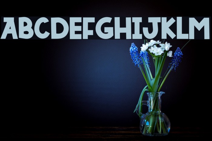 SWEETY BAEZ Font examples