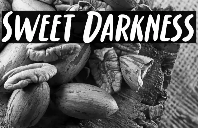 Sweet Darkness Schriftart examples