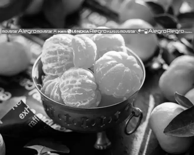 Telefonica Regular Font examples