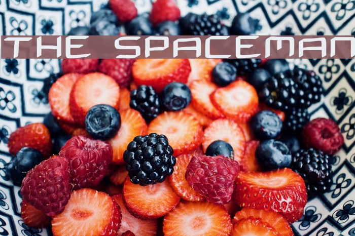 THE SPACEMAN Font examples