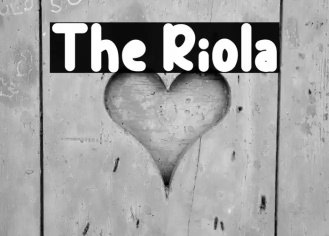 The Riola फ़ॉन्ट examples