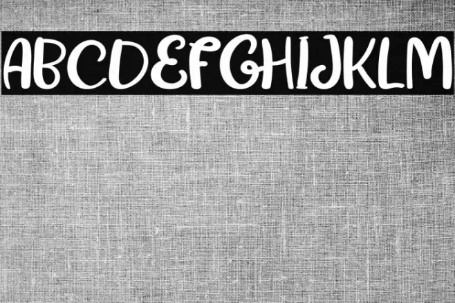 TheMarshmallowFREE Font examples