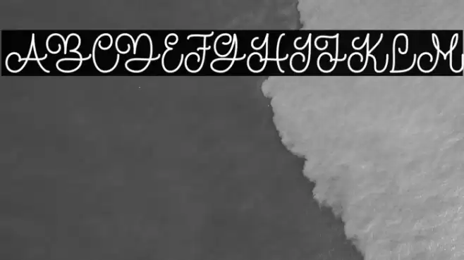 TheRevolution Font examples