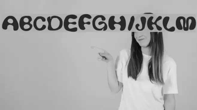 Thickhead Fonte examples