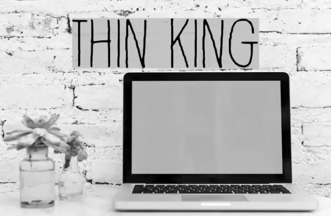 Thin king Font examples