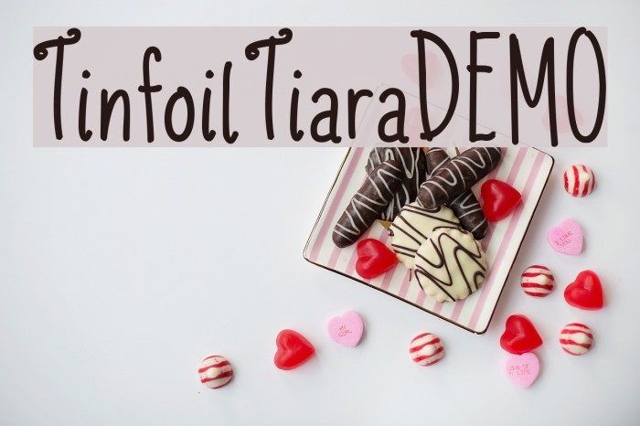 TinfoilTiaraDEMO Font examples