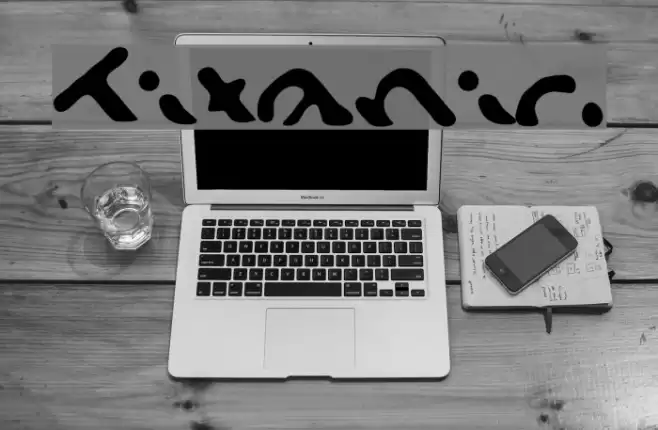 Titanic Font examples