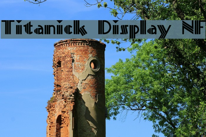 Titanick Display NF Schriftart examples