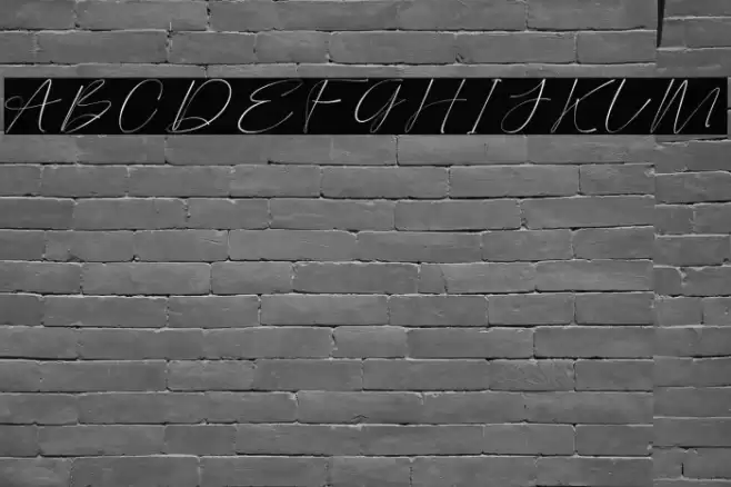 Tramelly Font examples