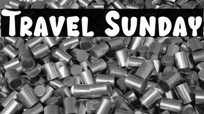 Travel Sunday Font examples