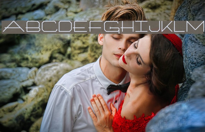Trooklern Regular Font examples