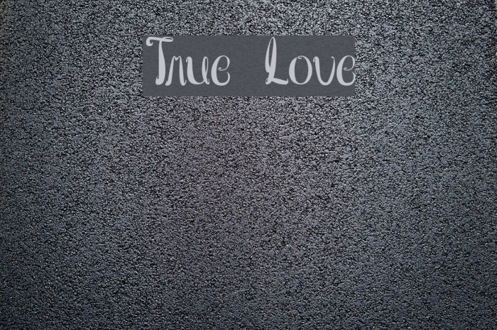 True Love Font examples