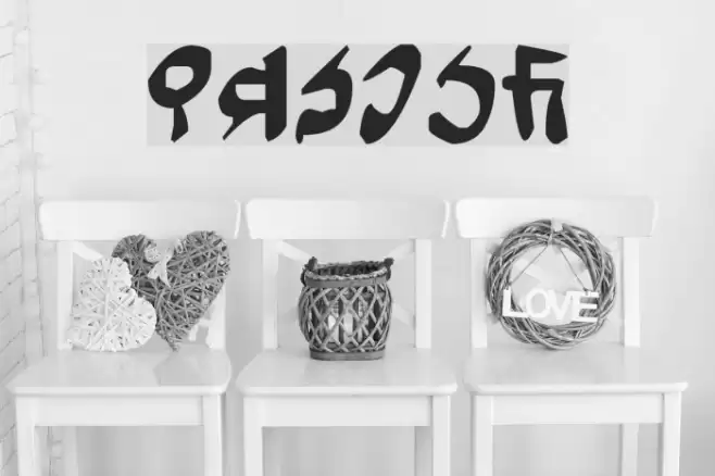 Tuigan Font examples