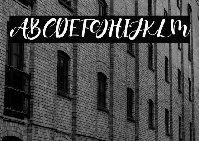 Two Queen Font examples