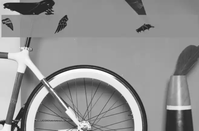 Two Wingy Dingy Font examples