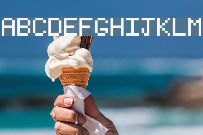 Type Writer Regular Font examples