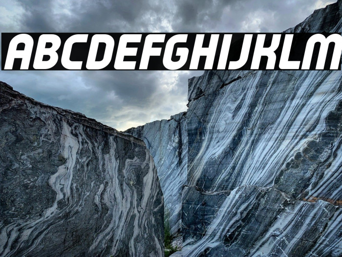 Typo Oval Black Demo Italic Example 1