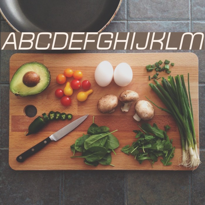 Typo Square Italic Demo Font examples