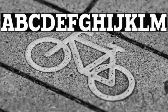 Typodermic-Regular Fonte examples