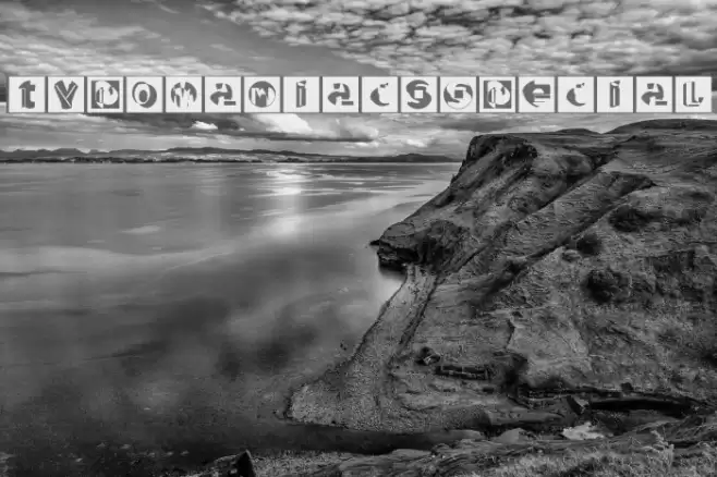 TypomaniacsSpecial Font examples