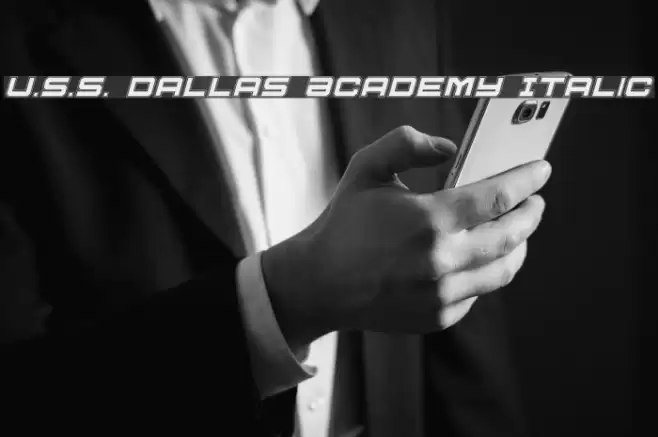 U.S.S. Dallas Academy Italic Fuentes examples