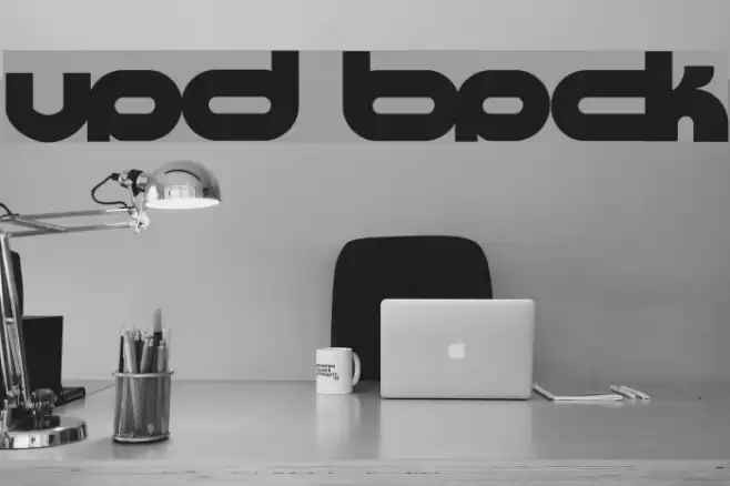 Ultraworld black Font examples