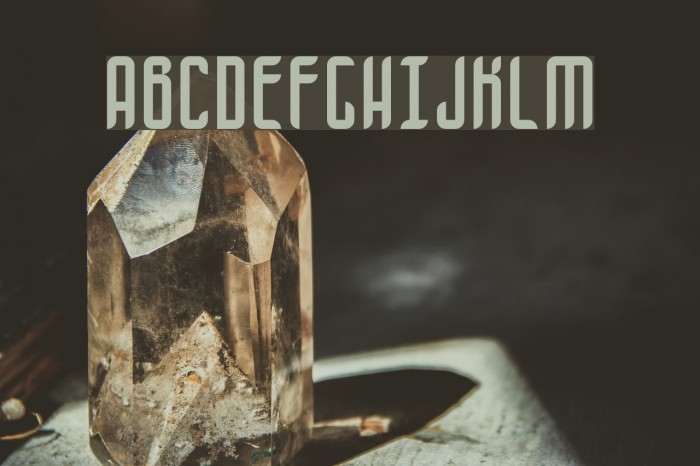 Unik Type Regular Font examples
