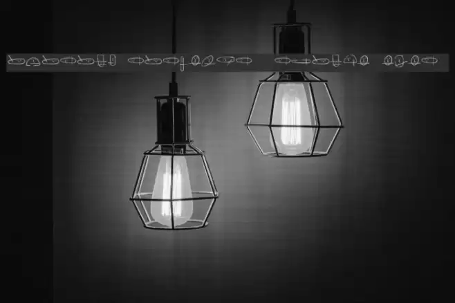 unusual suspects [ square eyes ] Font examples