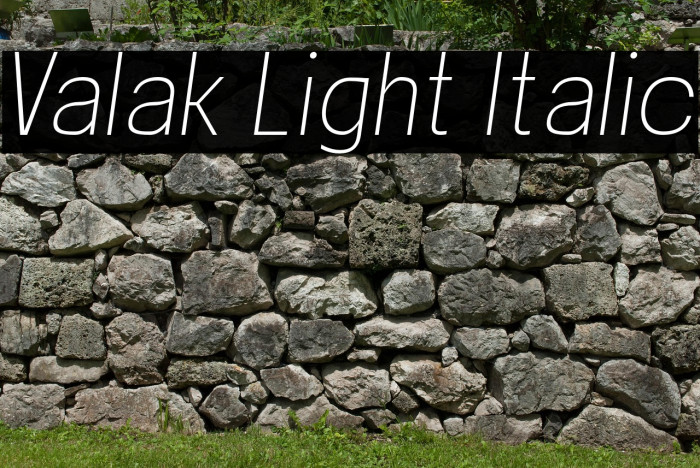 Valak Light Italic Example 3