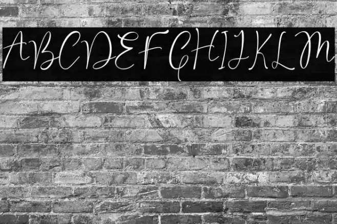 Valentine Moon Font examples