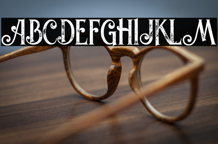 Valeria Bold Grunge Example 1