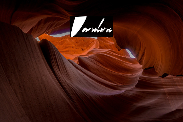 Vaniline Font examples