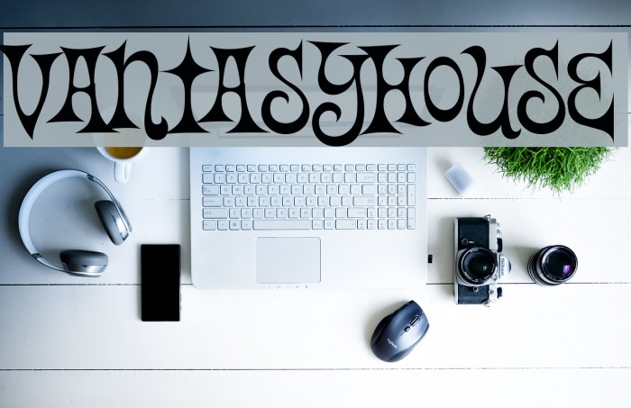 Vantasyhouse Font examples