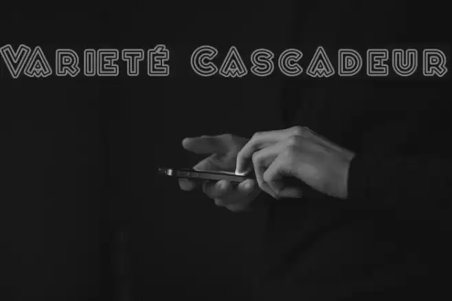 Varieté Cascadeur Font examples