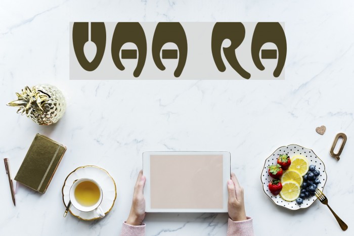 Vassar Regular Font examples
