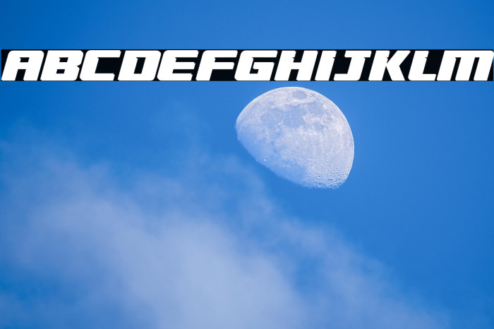 VelvetQuilt Display font Example 1