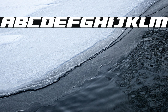 VelvetQuilt Display font Example 3